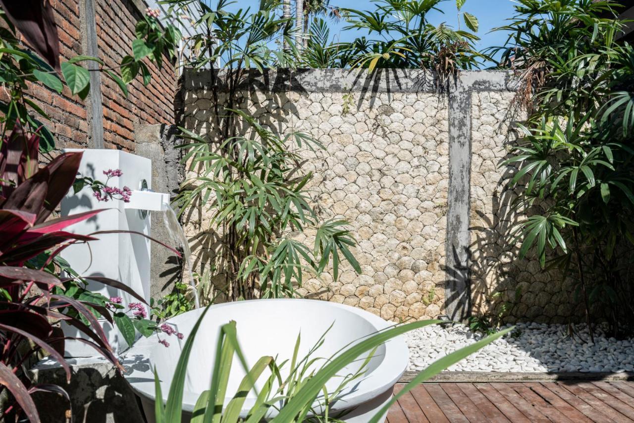 Isaiya Boutique Hotel Canggu Buitenkant foto