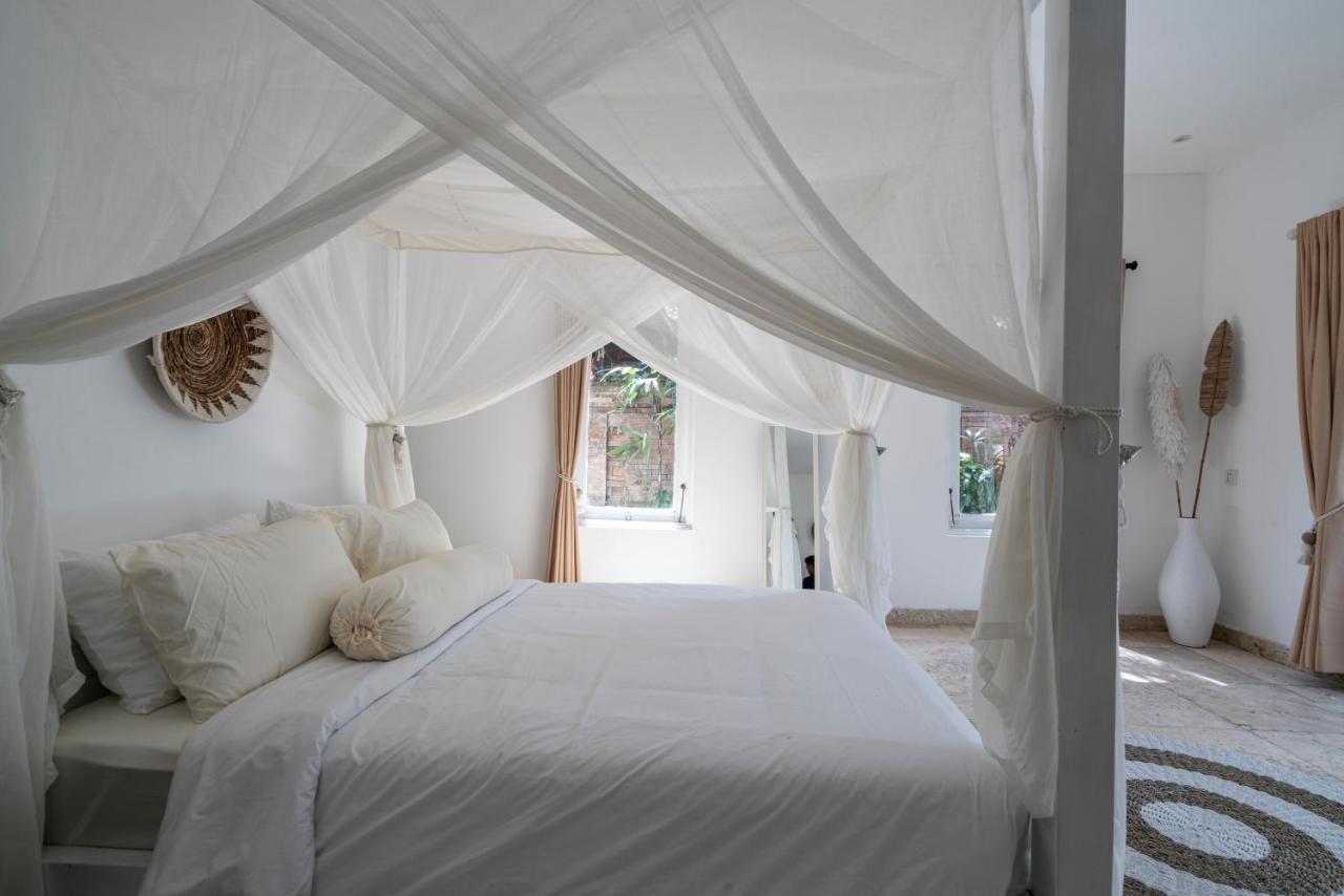 Isaiya Boutique Hotel Canggu Buitenkant foto