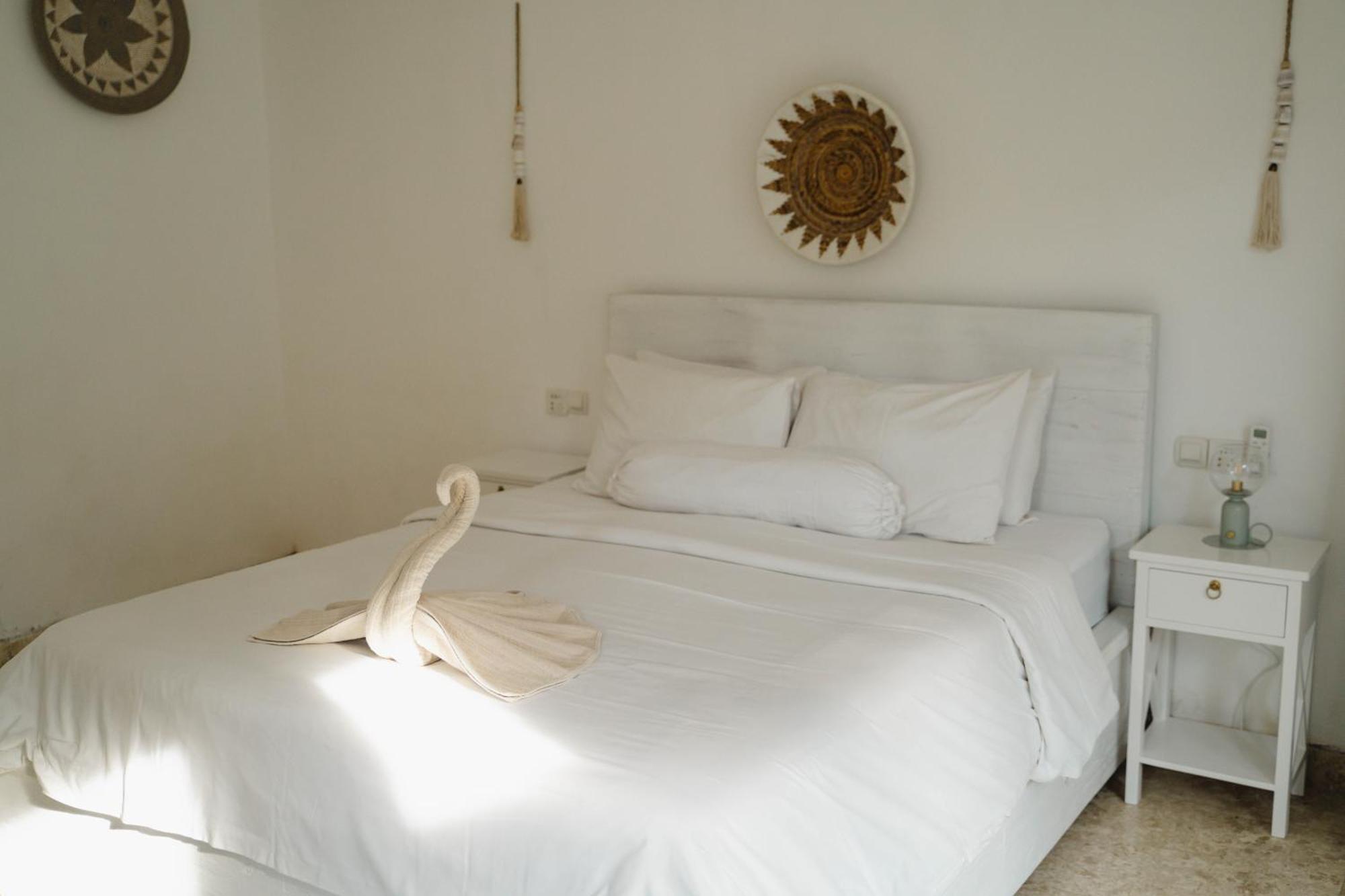 Isaiya Boutique Hotel Canggu Buitenkant foto