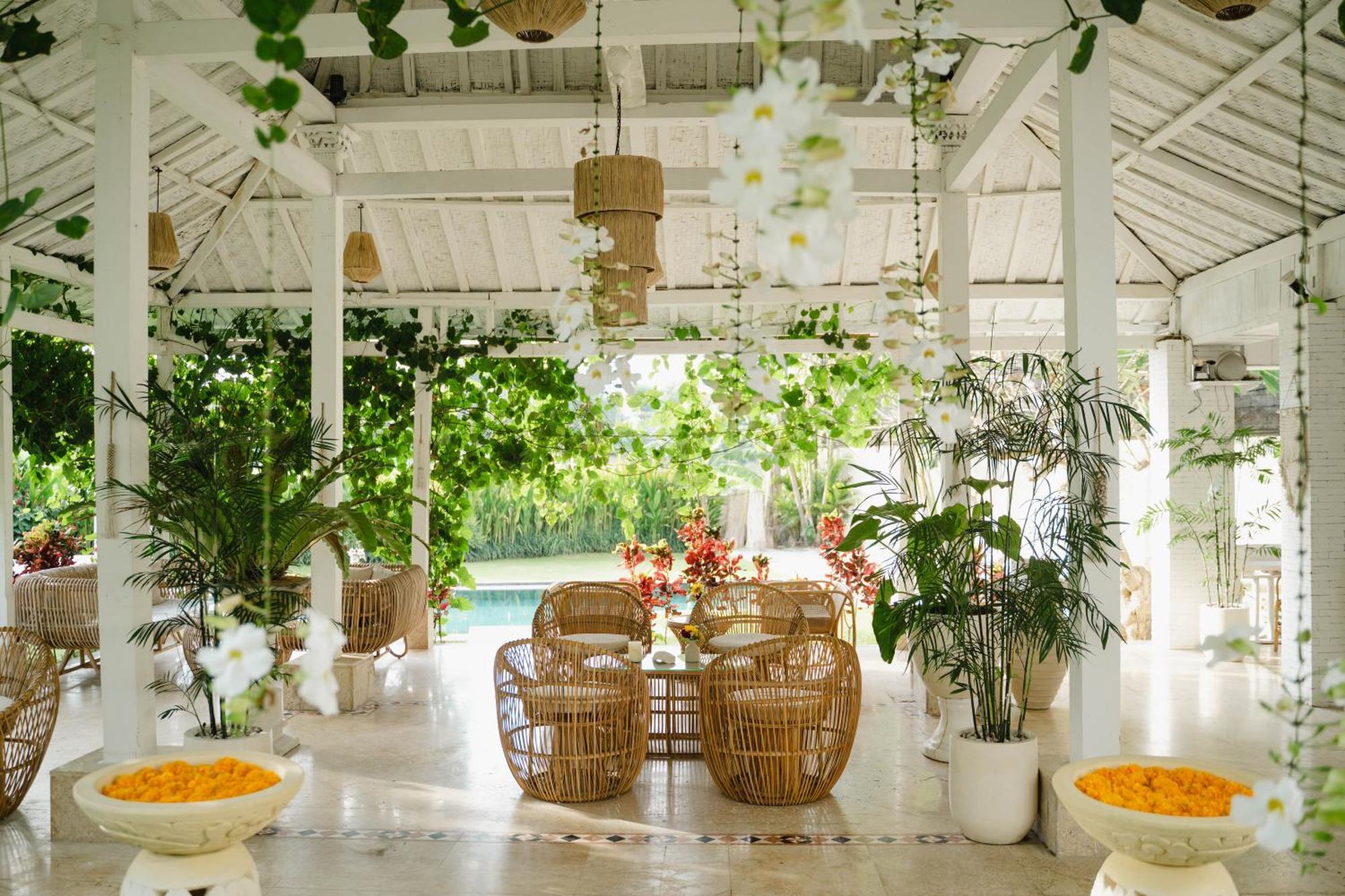 Isaiya Boutique Hotel Canggu Buitenkant foto