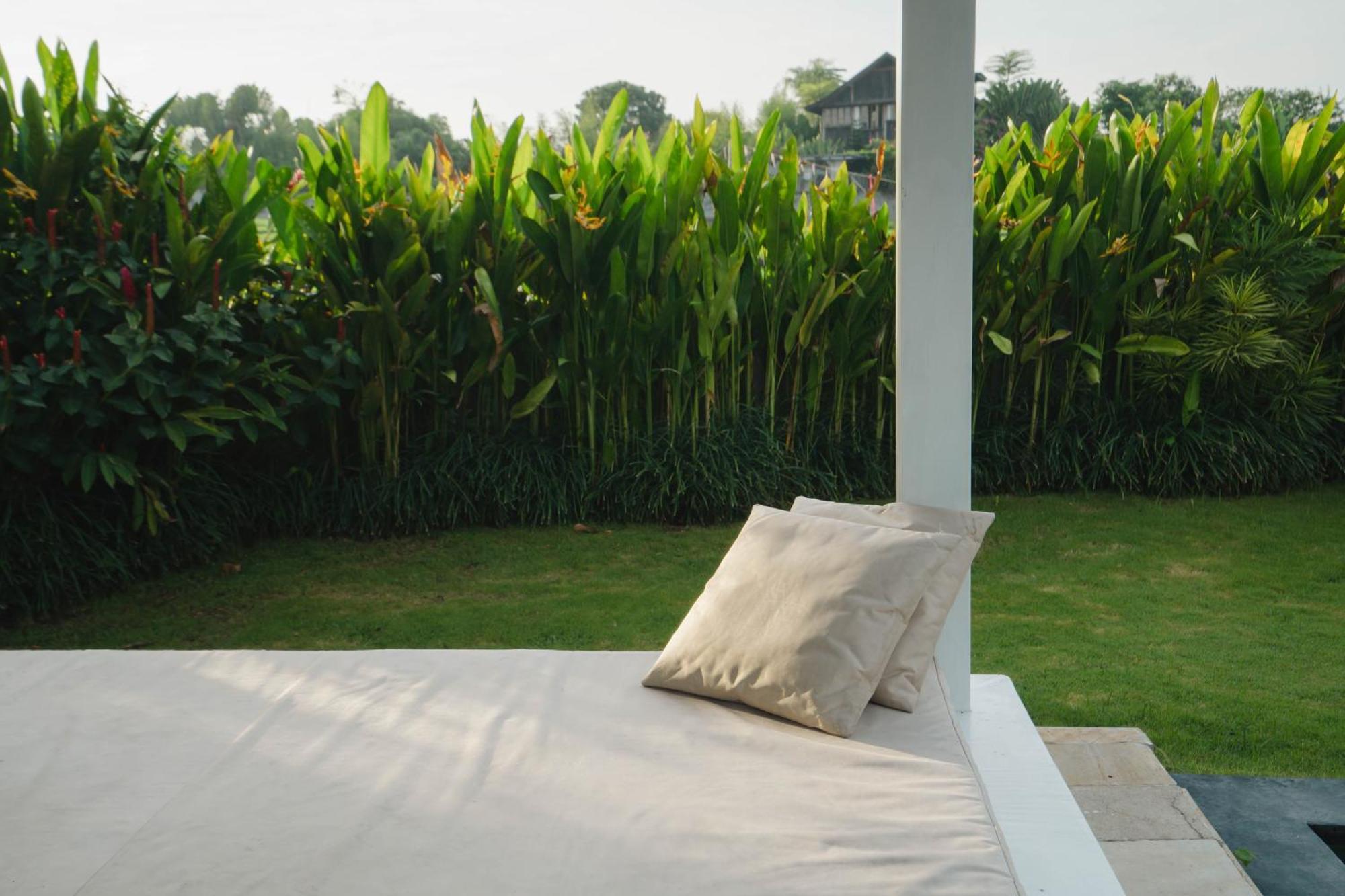 Isaiya Boutique Hotel Canggu Buitenkant foto