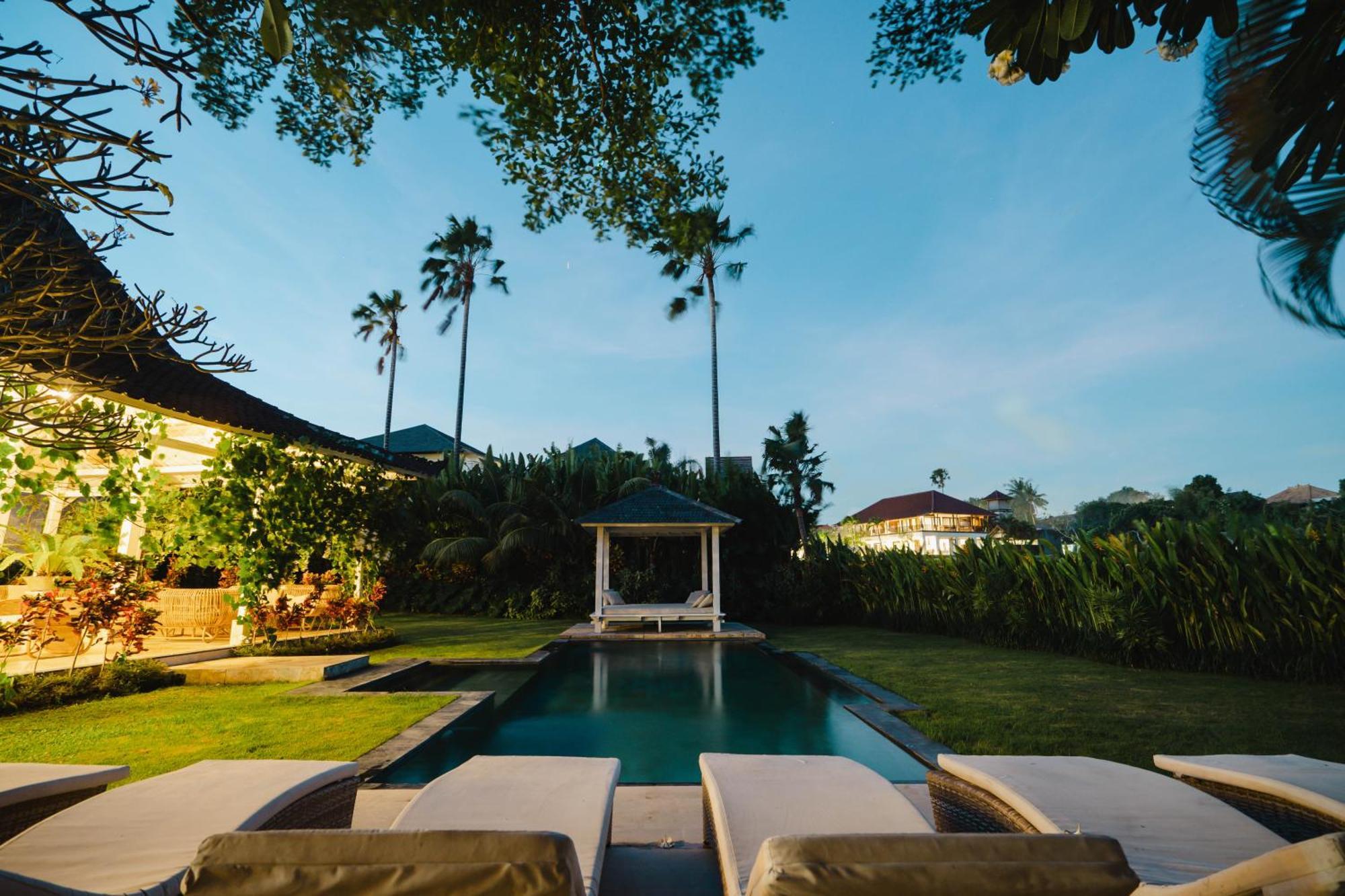 Isaiya Boutique Hotel Canggu Buitenkant foto