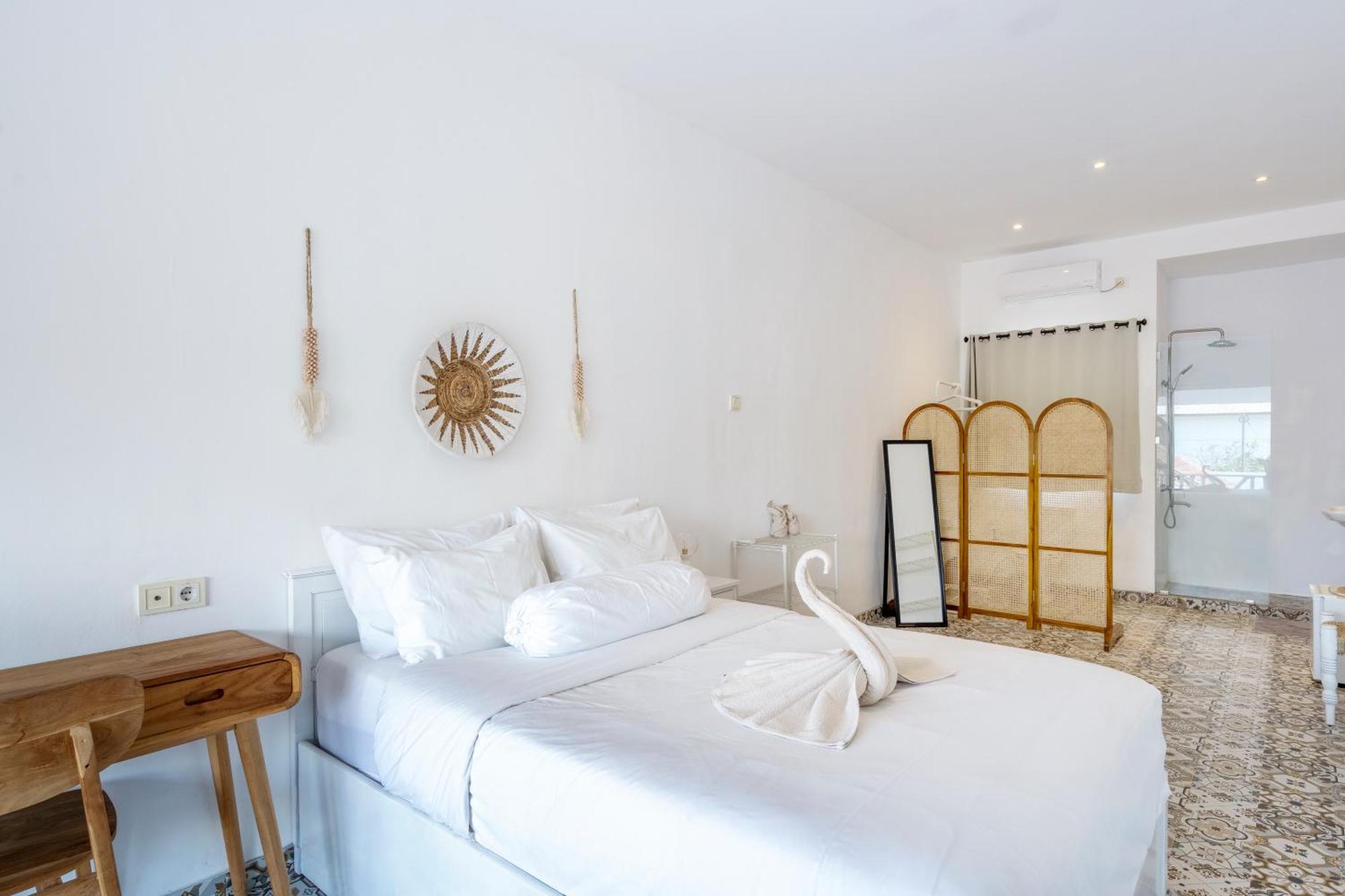 Isaiya Boutique Hotel Canggu Buitenkant foto