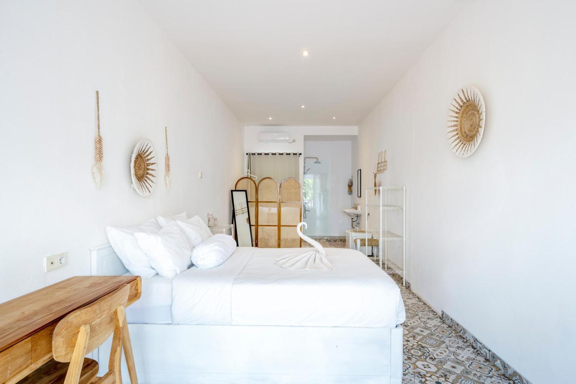 Isaiya Boutique Hotel Canggu Buitenkant foto